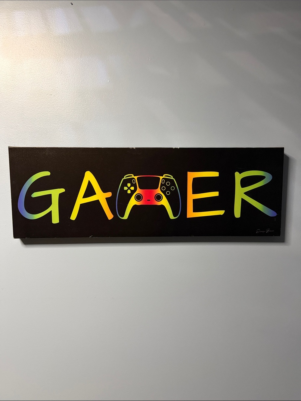 The Spring Shop GAMER Wall hanging - Multicolor on Black and four 8x10 prints